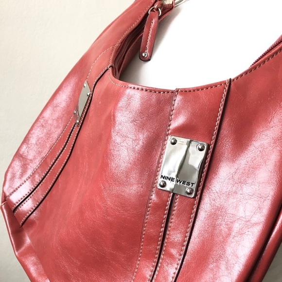 Nine West Brick Red Zip Up Shoulder Bag - Picture 3 of 10